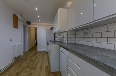 Miskin Street, Cathays, Cardiff - Image 3